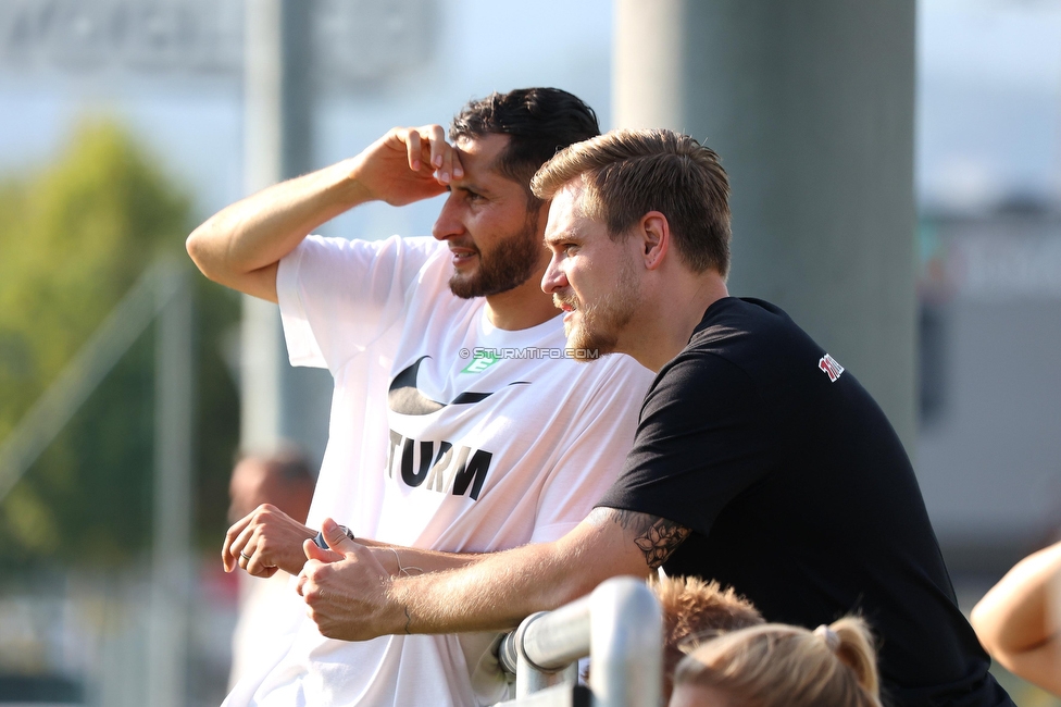 SVK Wildcats - Sturm Graz Damen
SPORTLAND Niederoesterreich Frauen Cup, SVK Wildcats - SK Sturm Graz, TRIOTRONIK Stadion Krottendorf, 19.08.2023. 

Foto zeigt Sargon Duran (Cheftrainer Sturm Damen) und Michael Erlitz (Sportlicher Leiter Sturm Damen)
