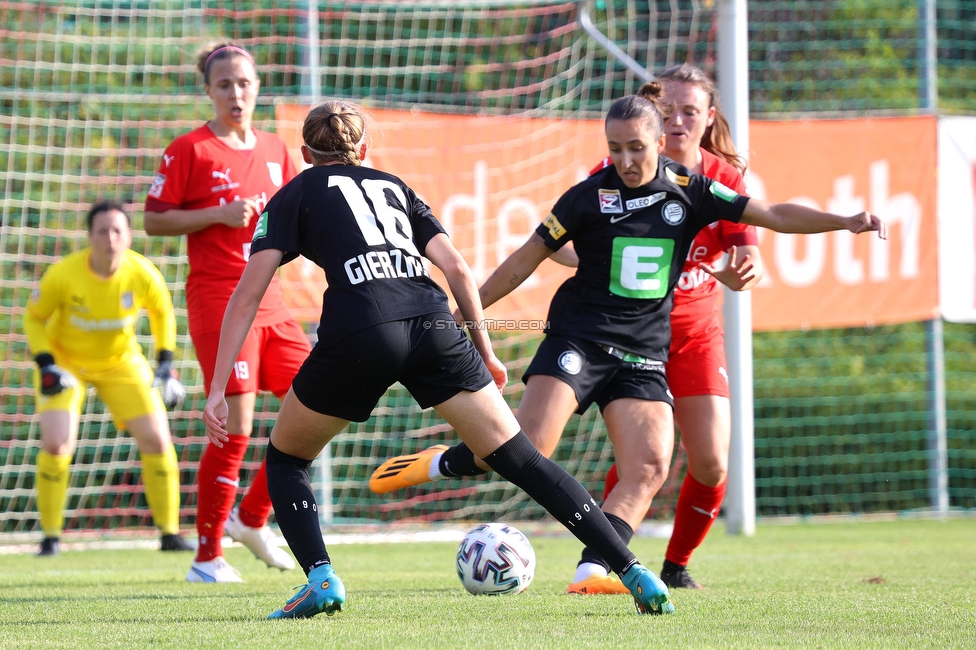 SVK Wildcats - Sturm Graz Damen
SPORTLAND Niederoesterreich Frauen Cup, SVK Wildcats - SK Sturm Graz, TRIOTRONIK Stadion Krottendorf, 19.08.2023. 

Foto zeigt Christina Gierzinger (Sturm Damen) und Andrea Glibo (Sturm Damen)
