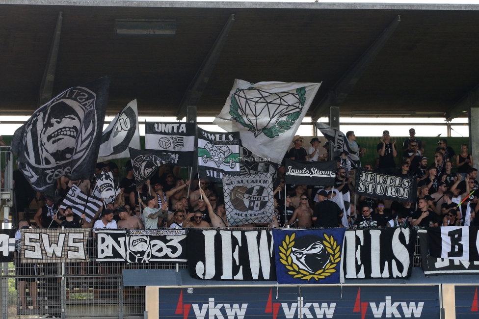 Austria Lustenau - Sturm Graz
Oesterreichische Fussball Bundesliga, 3. Runde, SC Austria Lustenau - SK Sturm Graz, Reichshofstadion Lustenau, 19.08.2023. 

Foto zeigt Fans von Sturm
