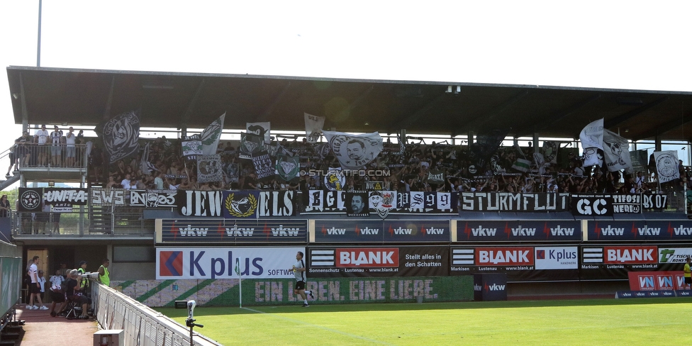 Austria Lustenau - Sturm Graz
Oesterreichische Fussball Bundesliga, 3. Runde, SC Austria Lustenau - SK Sturm Graz, Reichshofstadion Lustenau, 19.08.2023. 

Foto zeigt Fans von Sturm
