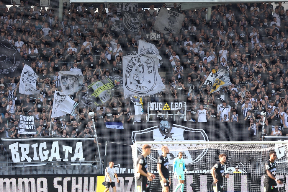 Sturm Graz - BW Linz
Oesterreichische Fussball Bundesliga, 5. Runde, SK Sturm Graz - Blau-Weiss Linz, Stadion Liebenau Graz, 26.08.2023. 

Foto zeigt Fans von Sturm
