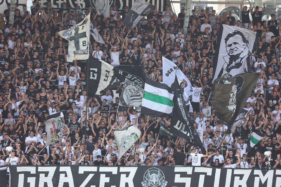 Sturm Graz - BW Linz
Oesterreichische Fussball Bundesliga, 5. Runde, SK Sturm Graz - Blau-Weiss Linz, Stadion Liebenau Graz, 26.08.2023. 

Foto zeigt Fans von Sturm
