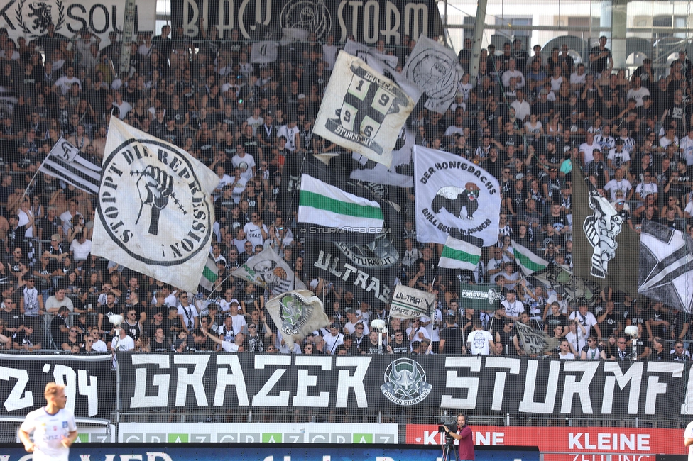 Sturm Graz - BW Linz
Oesterreichische Fussball Bundesliga, 5. Runde, SK Sturm Graz - Blau-Weiss Linz, Stadion Liebenau Graz, 26.08.2023. 

Foto zeigt Fans von Sturm
