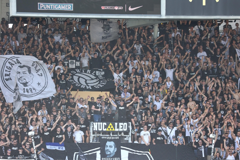 Sturm Graz - BW Linz
Oesterreichische Fussball Bundesliga, 5. Runde, SK Sturm Graz - Blau-Weiss Linz, Stadion Liebenau Graz, 26.08.2023. 

Foto zeigt Fans von Sturm
