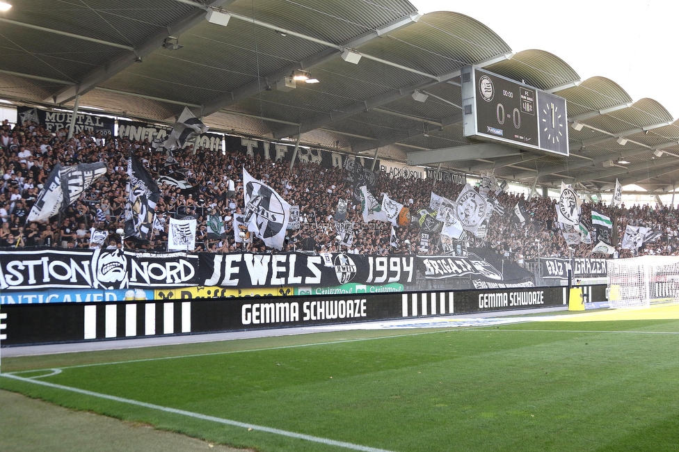 Sturm Graz - BW Linz
Oesterreichische Fussball Bundesliga, 5. Runde, SK Sturm Graz - Blau-Weiss Linz, Stadion Liebenau Graz, 26.08.2023. 

Foto zeigt Fans von Sturm
