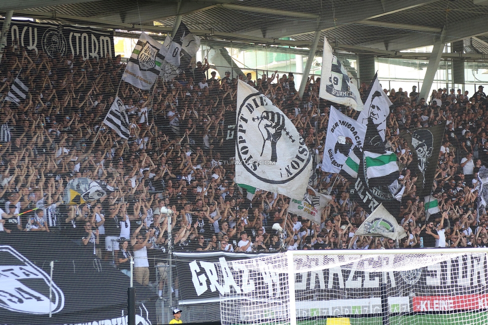 Sturm Graz - BW Linz
Oesterreichische Fussball Bundesliga, 5. Runde, SK Sturm Graz - Blau-Weiss Linz, Stadion Liebenau Graz, 26.08.2023. 

Foto zeigt Fans von Sturm
