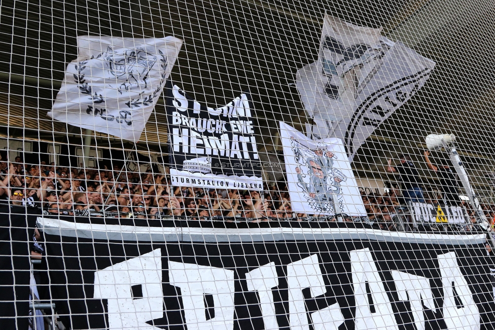 Sturm Graz - BW Linz
Oesterreichische Fussball Bundesliga, 5. Runde, SK Sturm Graz - Blau-Weiss Linz, Stadion Liebenau Graz, 26.08.2023. 

Foto zeigt Fans von Sturm
