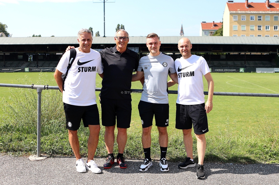 Sturm Damen - SPG FC Lustenau FC Dornbirn Ladies
OEFB Frauen Bundesliga, 1. Runde, SK Sturm Graz Damen - SPG FC Lustenau FC Dornbirn Ladies, Gruabn Graz, 26.08.2023. 

Foto zeigt Helmut Degen (Organisatorischer Leiter Sturm Damen), Michael Erlitz (Sportlicher Leiter Sturm Damen) und Mario Karner (Technischer Direktor Sturm Damen)
