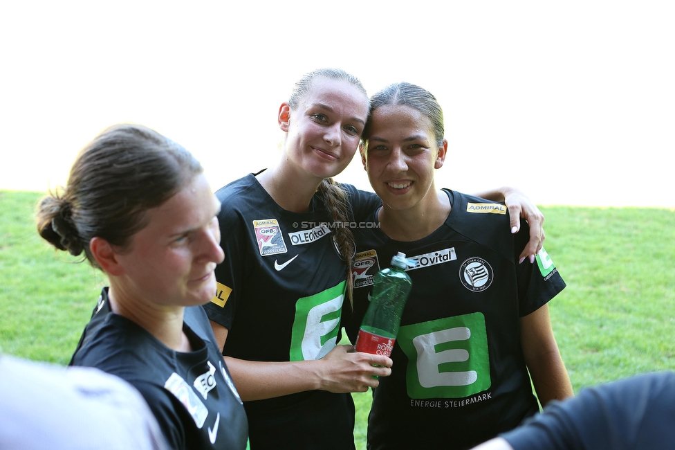 Sturm Damen - SPG FC Lustenau FC Dornbirn Ladies
OEFB Frauen Bundesliga, 1. Runde, SK Sturm Graz Damen - SPG FC Lustenau FC Dornbirn Ladies, Gruabn Graz, 26.08.2023. 

Foto zeigt Merle Kirschstein (Sturm Damen) und Ruzika Krajinovic (Sturm Damen)
