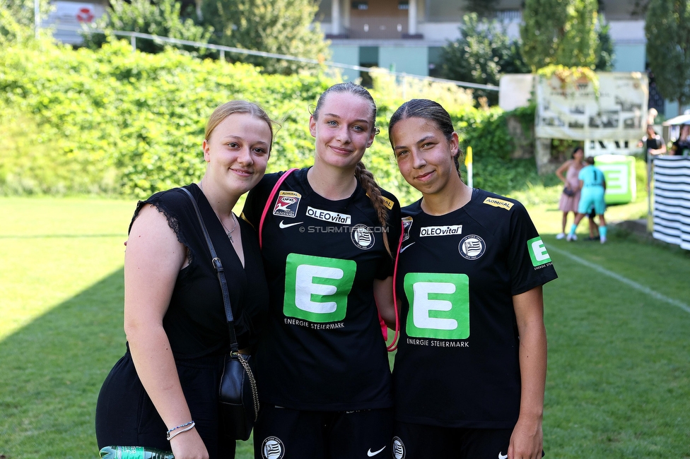 Sturm Damen - SPG FC Lustenau FC Dornbirn Ladies
OEFB Frauen Bundesliga, 1. Runde, SK Sturm Graz Damen - SPG FC Lustenau FC Dornbirn Ladies, Gruabn Graz, 26.08.2023. 

Foto zeigt Merle Kirschstein (Sturm Damen) und Ruzika Krajinovic (Sturm Damen)
