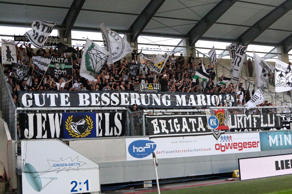 Altach - Sturm Graz
Oesterreichische Fussball Bundesliga, 6. Runde, SCR Altach - SK Sturm Graz, Stadion Schnabelholz Altach, 02.09.2023. 

Foto zeigt Fans von Sturm mit einem Spruchband
Schlüsselwörter: jewels