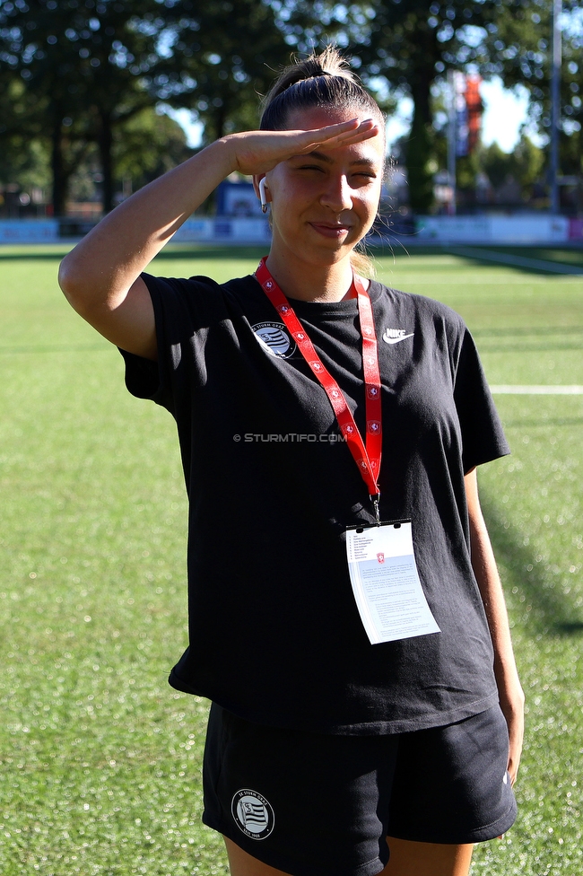 Twente Vrouwen - Sturm Damen
UEFA Champions League Qualifikation, 1. Runde, FC Twente Enschede Vrouwen - SK Sturm Graz Damen, Stadion Schreuserve Enschede, 06.09.2023. 

Foto zeigt Ruzika Krajinovic (Sturm Damen)
