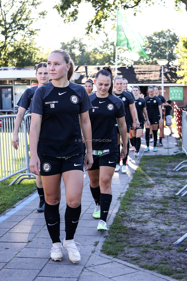 Twente Vrouwen - Sturm Damen
UEFA Champions League Qualifikation, 1. Runde, FC Twente Enschede Vrouwen - SK Sturm Graz Damen, Stadion Schreuserve Enschede, 06.09.2023. 

Foto zeigt Anna Wirnsberger (Sturm Damen)
