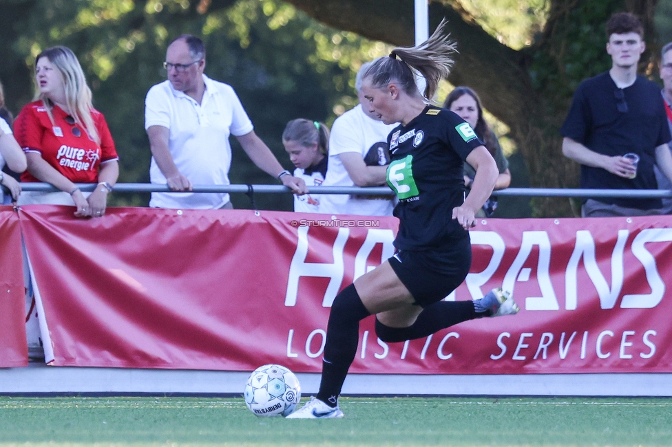 Twente Vrouwen - Sturm Damen
UEFA Champions League Qualifikation, 1. Runde, FC Twente Enschede Vrouwen - SK Sturm Graz Damen, Stadion Schreuserve Enschede, 06.09.2023. 

Foto zeigt Laura Lillholm-Petersen (Sturm Damen)
