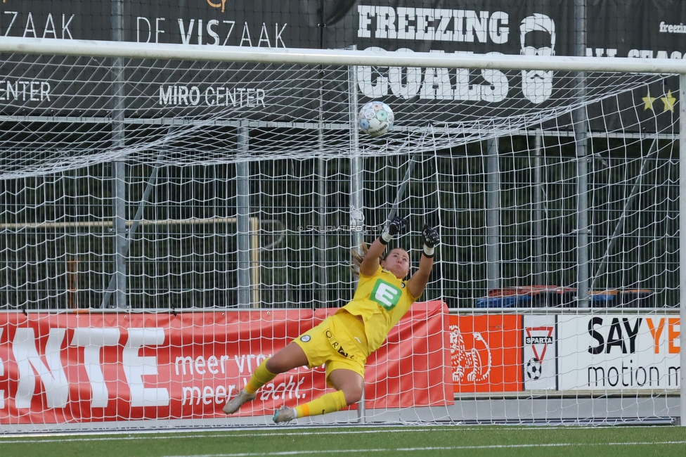 Twente Vrouwen - Sturm Damen
UEFA Champions League Qualifikation, 1. Runde, FC Twente Enschede Vrouwen - SK Sturm Graz Damen, Stadion Schreuserve Enschede, 06.09.2023. 

Foto zeigt Mariella El Sherif (Sturm Damen)
