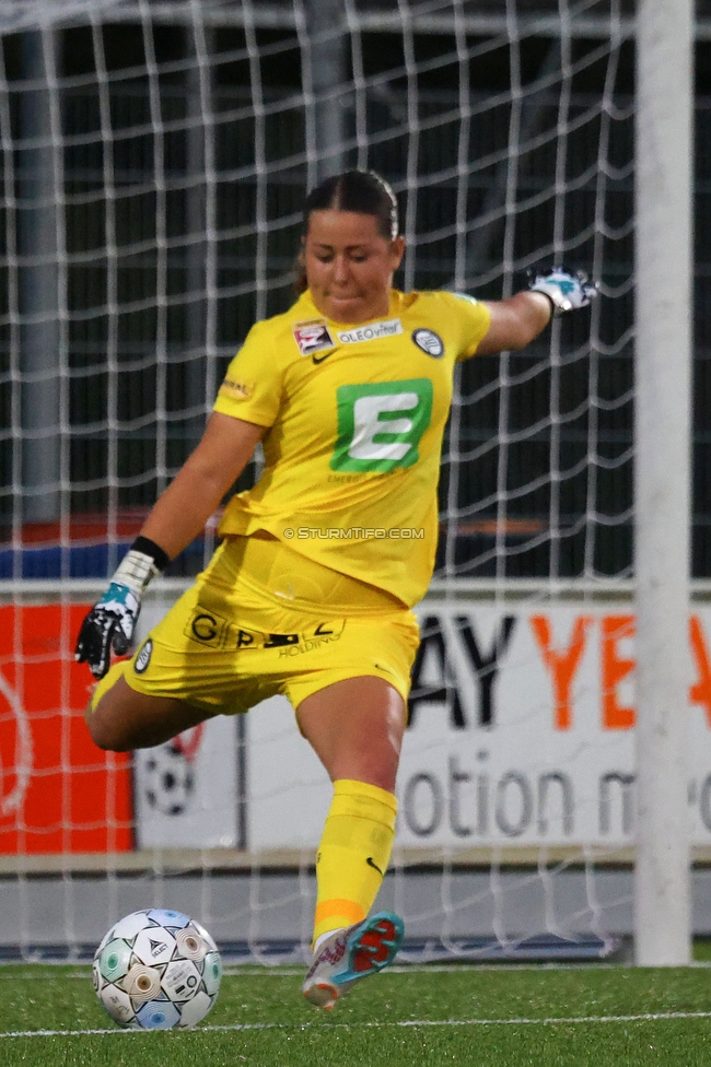 Twente Vrouwen - Sturm Damen
UEFA Champions League Qualifikation, 1. Runde, FC Twente Enschede Vrouwen - SK Sturm Graz Damen, Stadion Schreuserve Enschede, 06.09.2023. 

Foto zeigt Mariella El Sherif (Sturm Damen)
