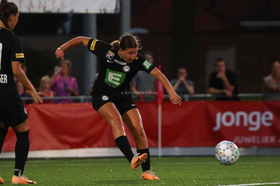 Twente Vrouwen - Sturm Damen
UEFA Champions League Qualifikation, 1. Runde, FC Twente Enschede Vrouwen - SK Sturm Graz Damen, Stadion Schreuserve Enschede, 06.09.2023. 

Foto zeigt Tija Sostaric-Karic (Sturm Damen)
