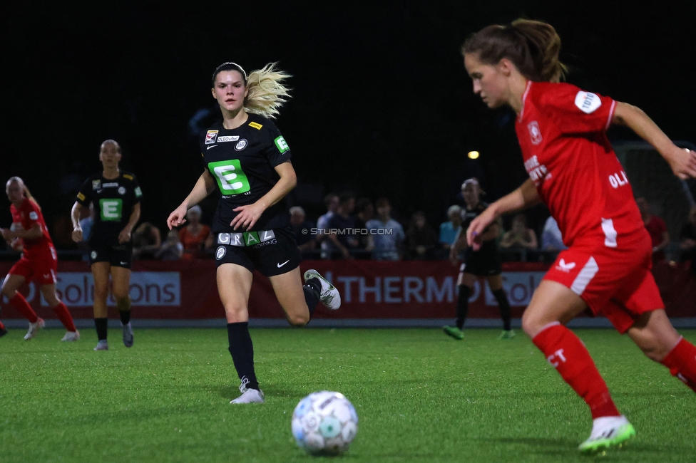 Twente Vrouwen - Sturm Damen
UEFA Champions League Qualifikation, 1. Runde, FC Twente Enschede Vrouwen - SK Sturm Graz Damen, Stadion Schreuserve Enschede, 06.09.2023. 

Foto zeigt Elena Koessler (Sturm Damen)
