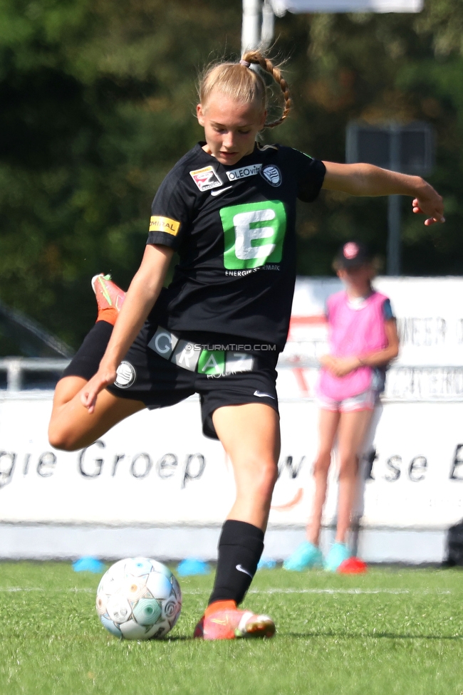 Sturm Damen - UMF Stjarnan
UEFA Champions League Qualifikation, 1. Runde, SK Sturm Graz Damen - UMF Stjarnan, Stadion Schreuserve Enschede, 09.09.2023. 

Foto zeigt Lena Breznik (Sturm Damen)
