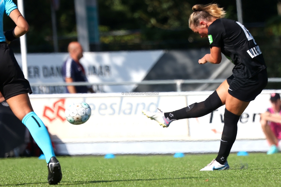 Sturm Damen - UMF Stjarnan
UEFA Champions League Qualifikation, 1. Runde, SK Sturm Graz Damen - UMF Stjarnan, Stadion Schreuserve Enschede, 09.09.2023. 

Foto zeigt Laura Lillholm-Petersen (Sturm Damen)
