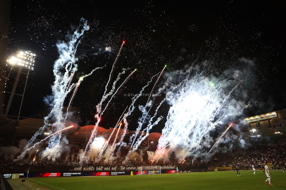 Sturm Graz - RB Salzburg
Oesterreichische Fussball Bundesliga, 7. Runde, SK Sturm Graz - FC RB Salzburg, Stadion Liebenau Graz, 16.09.2023. 

Foto zeigt Fans von Sturm mit Pyrotechnik
