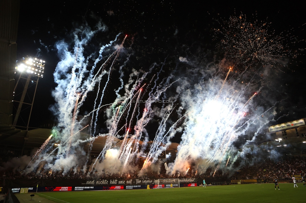 Sturm Graz - RB Salzburg
Oesterreichische Fussball Bundesliga, 7. Runde, SK Sturm Graz - FC RB Salzburg, Stadion Liebenau Graz, 16.09.2023. 

Foto zeigt Fans von Sturm mit Pyrotechnik
