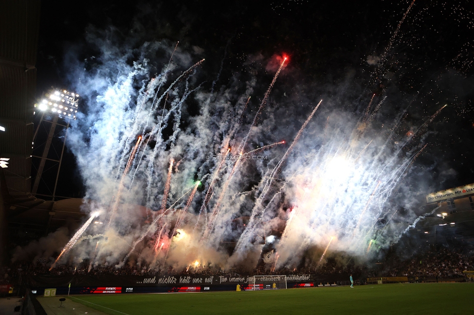 Sturm Graz - RB Salzburg
Oesterreichische Fussball Bundesliga, 7. Runde, SK Sturm Graz - FC RB Salzburg, Stadion Liebenau Graz, 16.09.2023. 

Foto zeigt Fans von Sturm mit Pyrotechnik
