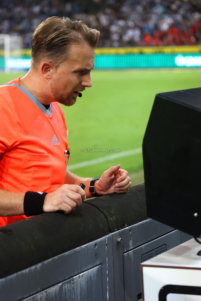 Sturm Graz - RB Salzburg
Oesterreichische Fussball Bundesliga, 7. Runde, SK Sturm Graz - FC RB Salzburg, Stadion Liebenau Graz, 16.09.2023. 

Foto zeigt den Schiedsrichter
