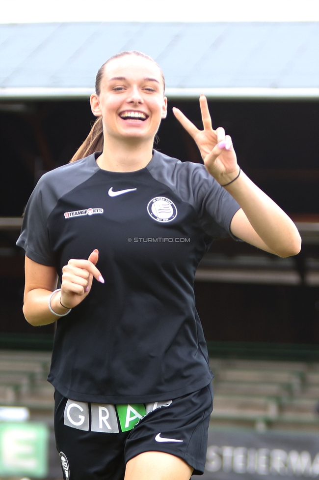 Sturm Damen - Austria Wien
OEFB Frauen Bundesliga, 3. Runde, SK Sturm Graz Damen - FK Austria Wien, Gruabn Graz, 16.09.2023. 

Foto zeigt Merle Kirschstein (Sturm Damen)
