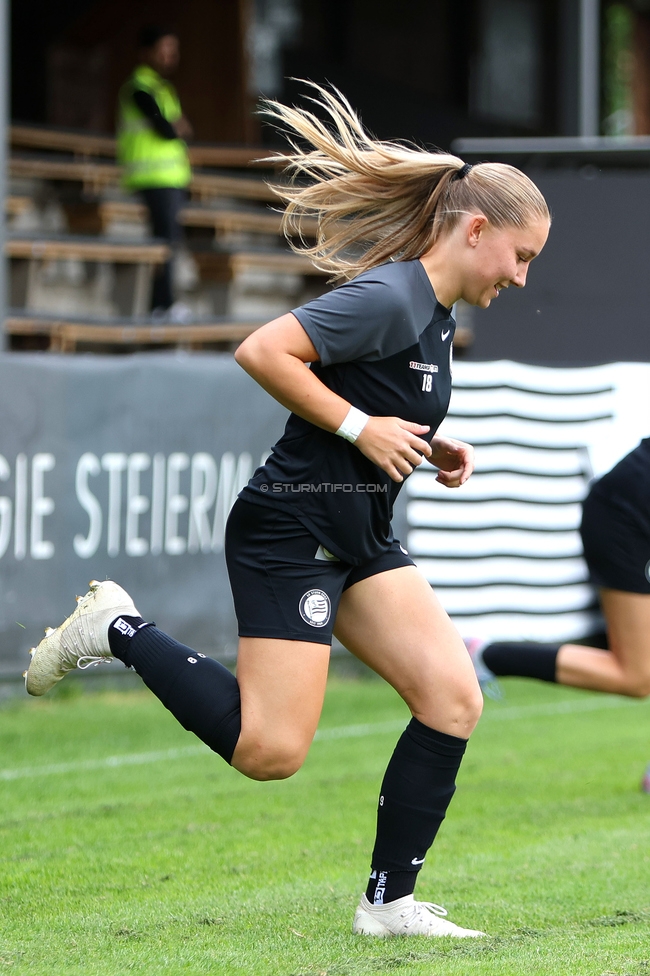 Sturm Damen - Austria Wien
OEFB Frauen Bundesliga, 3. Runde, SK Sturm Graz Damen - FK Austria Wien, Gruabn Graz, 16.09.2023. 

Foto zeigt Anna Wirnsberger (Sturm Damen)
