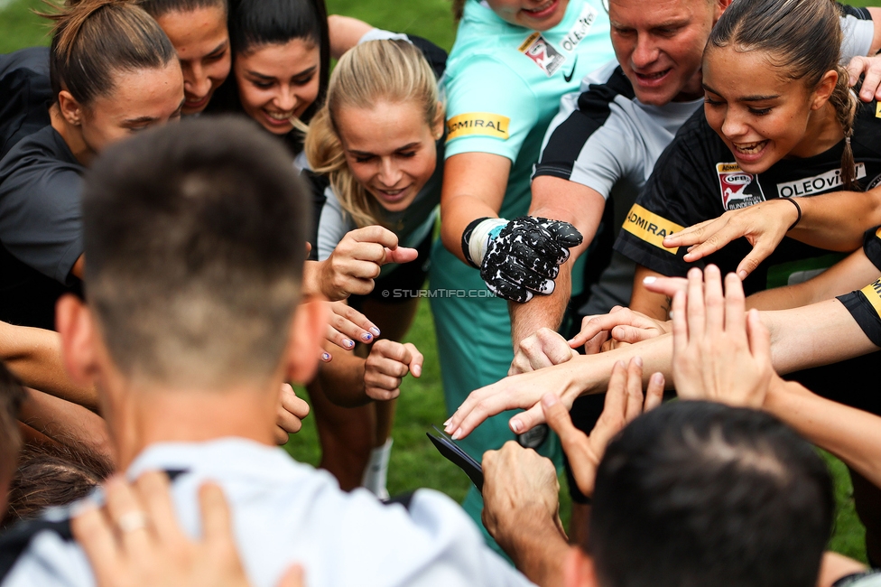 Sturm Damen - Austria Wien
OEFB Frauen Bundesliga, 3. Runde, SK Sturm Graz Damen - FK Austria Wien, Gruabn Graz, 16.09.2023. 

Foto zeigt die Mannschaft der Sturm Damen
