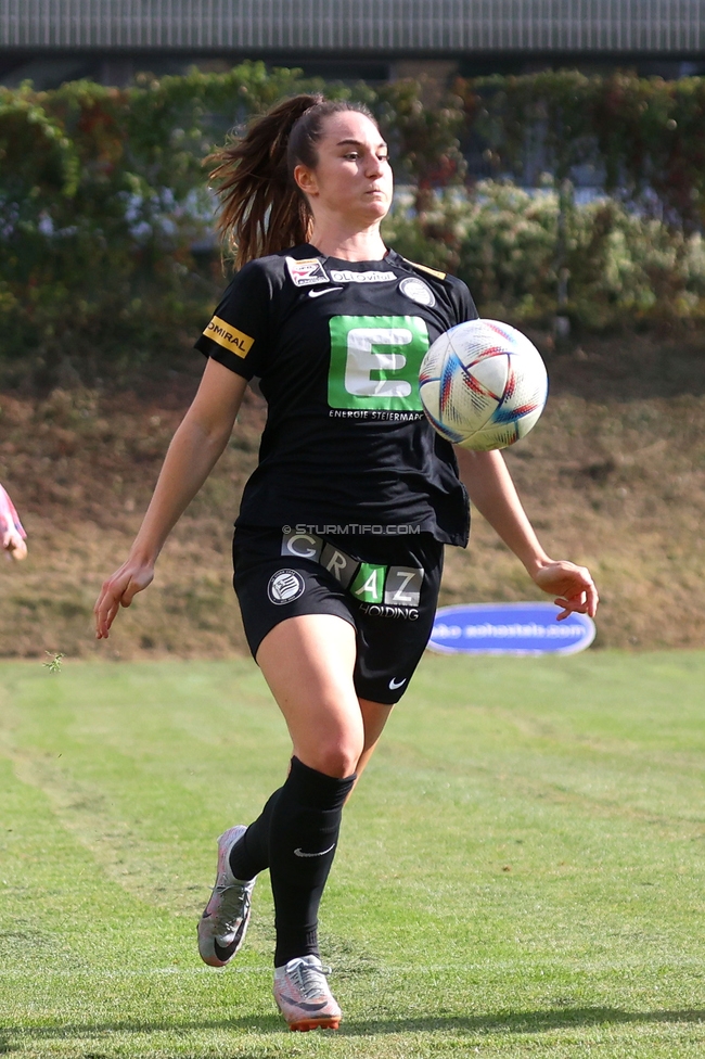 Sturm Damen - Austria Wien
OEFB Frauen Bundesliga, 3. Runde, SK Sturm Graz Damen - FK Austria Wien, Gruabn Graz, 16.09.2023. 

Foto zeigt Linda Mittermair (Sturm Damen)
