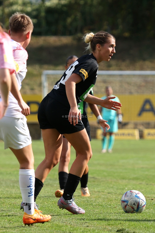 Sturm Damen - Austria Wien
OEFB Frauen Bundesliga, 3. Runde, SK Sturm Graz Damen - FK Austria Wien, Gruabn Graz, 16.09.2023. 

Foto zeigt Modesta Uka (Sturm Damen)
