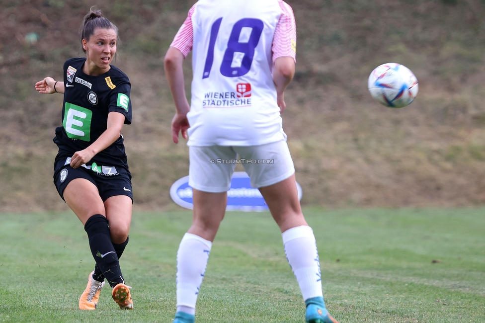 Sturm Damen - Austria Wien
OEFB Frauen Bundesliga, 3. Runde, SK Sturm Graz Damen - FK Austria Wien, Gruabn Graz, 16.09.2023. 

Foto zeigt Stefanie Grossgasteiger (Sturm Damen)
