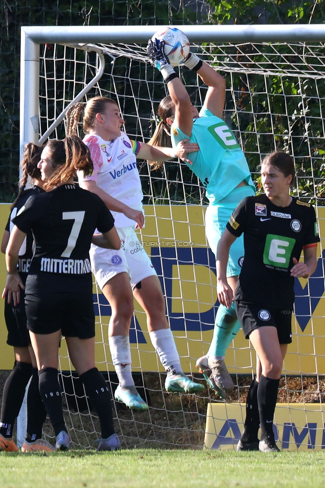 Sturm Damen - Austria Wien
OEFB Frauen Bundesliga, 3. Runde, SK Sturm Graz Damen - FK Austria Wien, Gruabn Graz, 16.09.2023. 

Foto zeigt Mariella El Sherif (Sturm Damen)
