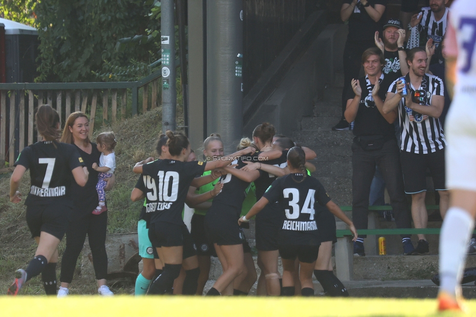 Sturm Damen - Austria Wien
OEFB Frauen Bundesliga, 3. Runde, SK Sturm Graz Damen - FK Austria Wien, Gruabn Graz, 16.09.2023. 

Foto zeigt die Mannschaft der Sturm Damen
