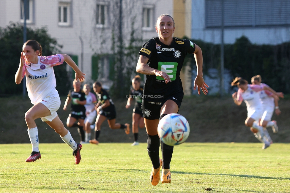 Sturm Damen - Austria Wien
OEFB Frauen Bundesliga, 3. Runde, SK Sturm Graz Damen - FK Austria Wien, Gruabn Graz, 16.09.2023. 

Foto zeigt Andrea Glibo (Sturm Damen)
