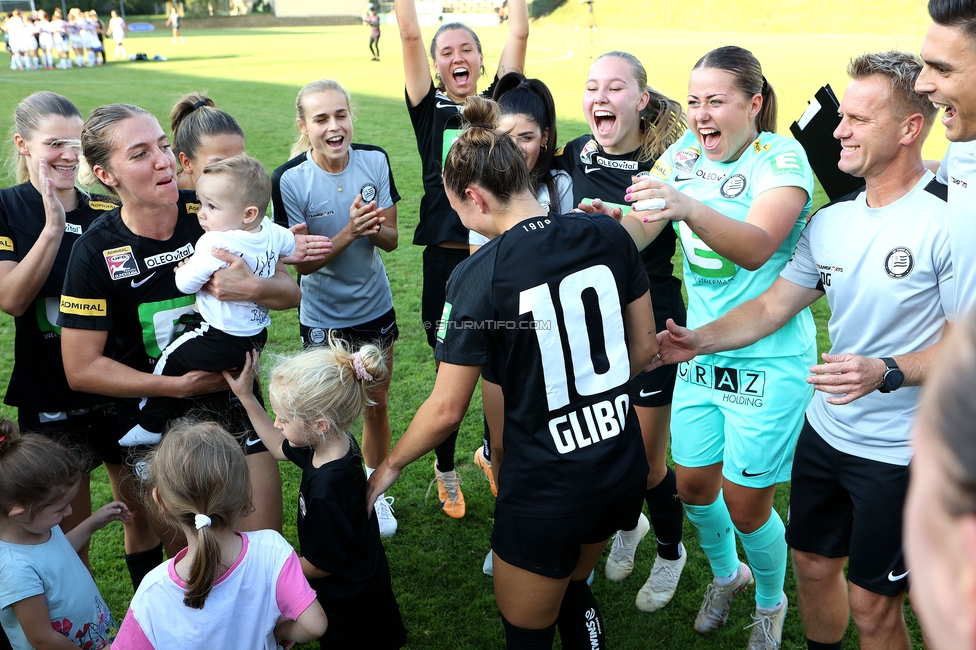 Sturm Damen - Austria Wien
OEFB Frauen Bundesliga, 3. Runde, SK Sturm Graz Damen - FK Austria Wien, Gruabn Graz, 16.09.2023. 

Foto zeigt die Mannschaft der Sturm Damen
