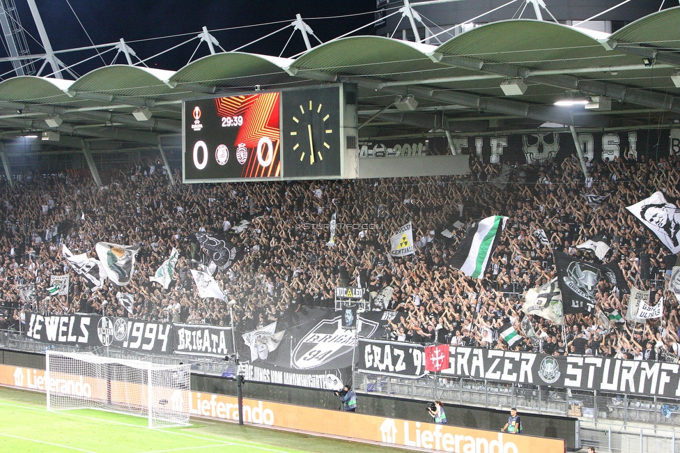 Sturm Graz - Sporting
UEFA Europa League Gruppenphase 1. Spieltag, SK Sturm Graz - Sporting Lissabon, Stadion Liebenau Graz, 21.09.2023. 

Foto zeigt Fans von Sturm mit einer Choreografie
