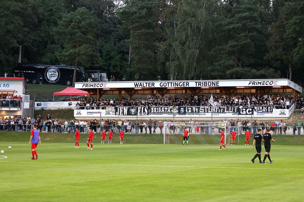 Leobendorf - Sturm Graz
OEFB Cup, 2. Runde, SV Leobendorf - SK Sturm Graz, Franz Haas Stadion Leobendorf, 27.09.2023. 

Foto zeigt Fans von Sturm
