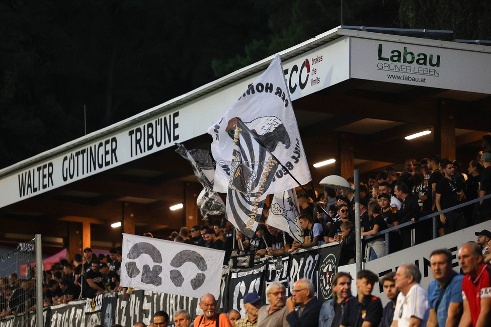 Leobendorf - Sturm Graz
OEFB Cup, 2. Runde, SV Leobendorf - SK Sturm Graz, Franz Haas Stadion Leobendorf, 27.09.2023. 

Foto zeigt Fans von Sturm
