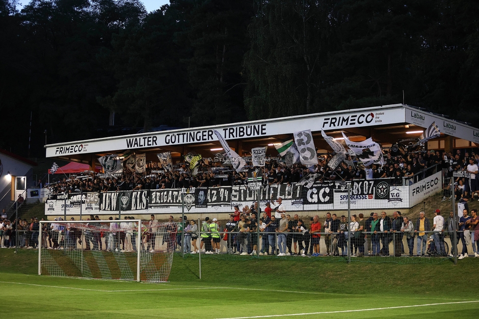 Leobendorf - Sturm Graz
OEFB Cup, 2. Runde, SV Leobendorf - SK Sturm Graz, Franz Haas Stadion Leobendorf, 27.09.2023. 

Foto zeigt Fans von Sturm
