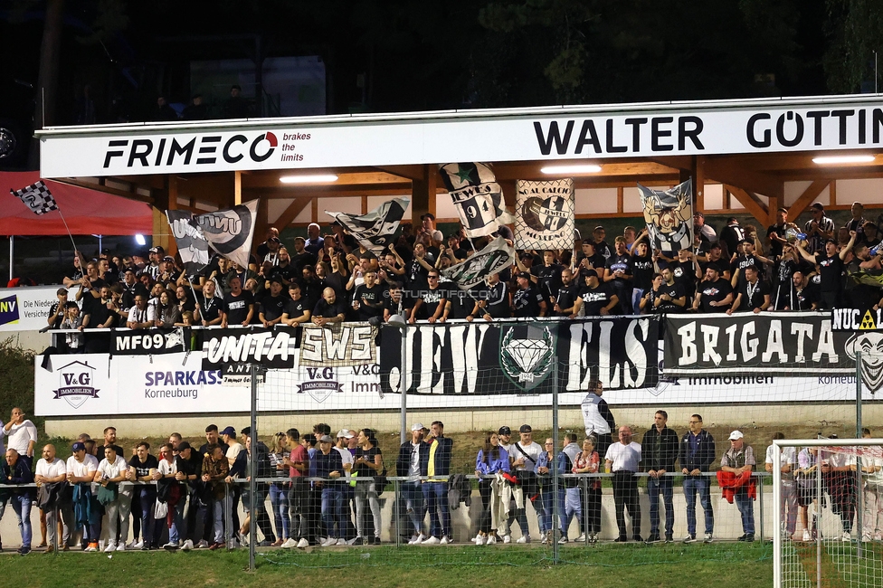 Leobendorf - Sturm Graz
OEFB Cup, 2. Runde, SV Leobendorf - SK Sturm Graz, Franz Haas Stadion Leobendorf, 27.09.2023. 

Foto zeigt Fans von Sturm
