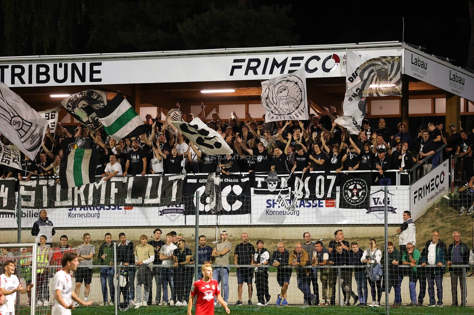 Leobendorf - Sturm Graz
OEFB Cup, 2. Runde, SV Leobendorf - SK Sturm Graz, Franz Haas Stadion Leobendorf, 27.09.2023. 

Foto zeigt Fans von Sturm
