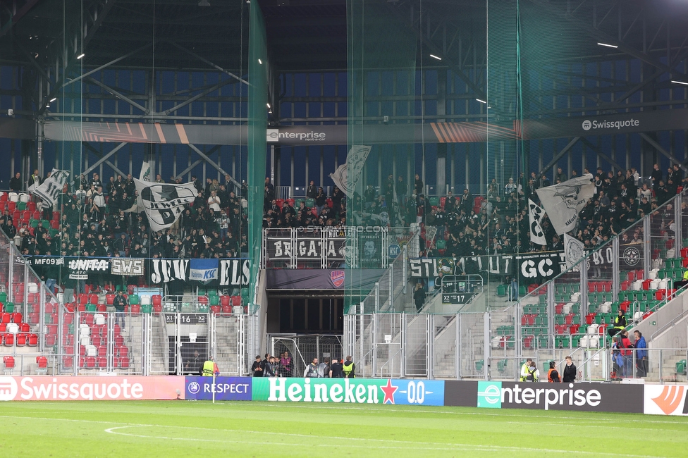 Rakow Czestochowa - Sturm Graz
UEFA Europa League Gruppenphase 2. Spieltag, Rakow Czestochowa - SK Sturm Graz, Zaglebiowski Park Sportowy Sosnowiec, 05.10.2023. 

Foto zeigt Fans von Sturm
