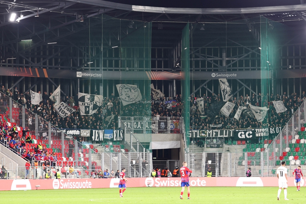 Rakow Czestochowa - Sturm Graz
UEFA Europa League Gruppenphase 2. Spieltag, Rakow Czestochowa - SK Sturm Graz, Zaglebiowski Park Sportowy Sosnowiec, 05.10.2023. 

Foto zeigt Fans von Sturm
