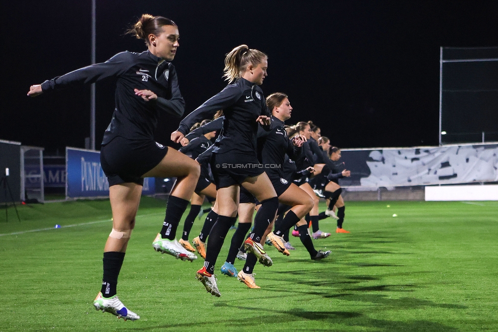 Sturm Damen - St. Poelten
OEFB Frauen Bundesliga, 5. Runde, SK Sturm Graz Damen - SKN St. Poelten, Trainingszentrum Messendorf, 06.10.2023. 

Foto zeigt Laura Krumboeck (Sturm Damen)
