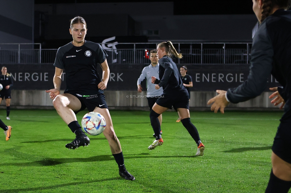 Sturm Damen - St. Poelten
OEFB Frauen Bundesliga, 5. Runde, SK Sturm Graz Damen - SKN St. Poelten, Trainingszentrum Messendorf, 06.10.2023. 

Foto zeigt Sophie Maierhofer (Sturm Damen)
