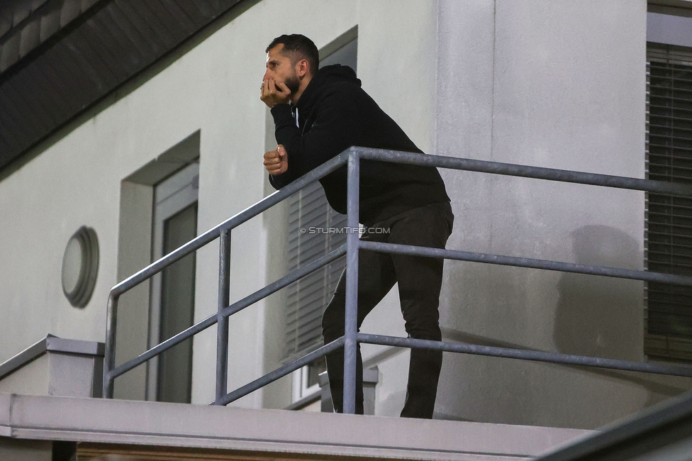 Sturm Damen - St. Poelten
OEFB Frauen Bundesliga, 5. Runde, SK Sturm Graz Damen - SKN St. Poelten, Trainingszentrum Messendorf, 06.10.2023. 

Foto zeigt Sargon Duran (Cheftrainer Sturm Damen)
