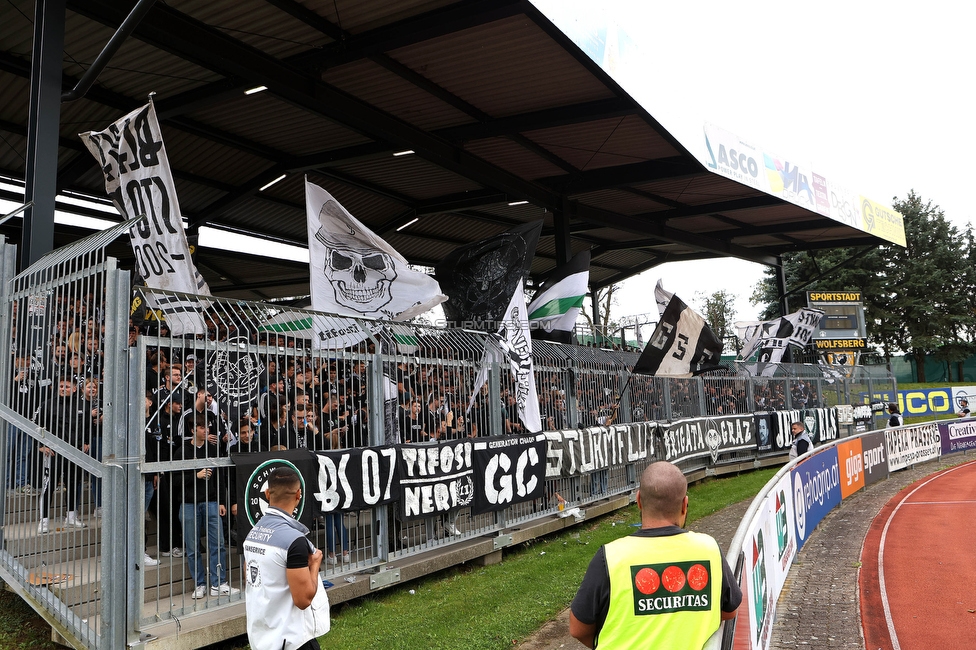 Wolfsberg - Sturm Graz
Oesterreichische Fussball Bundesliga, 10. Runde, Wolfsberger AC - SK Sturm Graz, Lavanttal-Arena Wolfsberg, 08.10.2023. 

Foto zeigt Fans von Sturm
